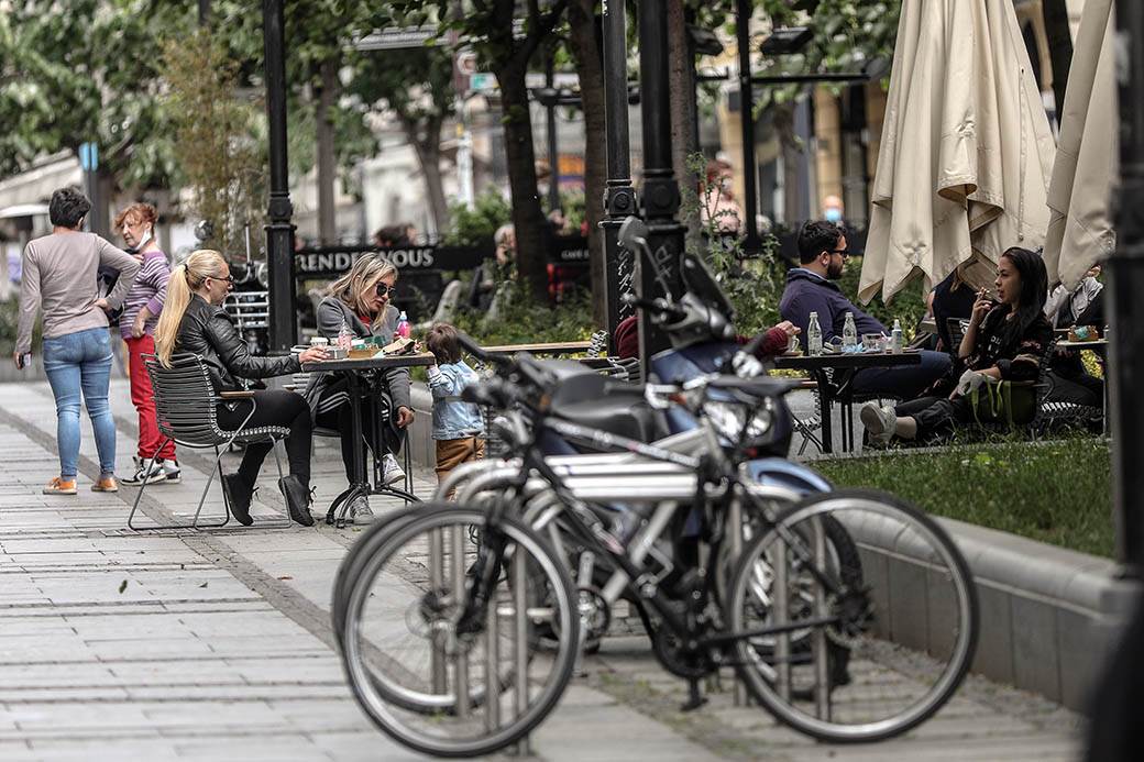 Splavovi počeli da rade, ali od juna većina