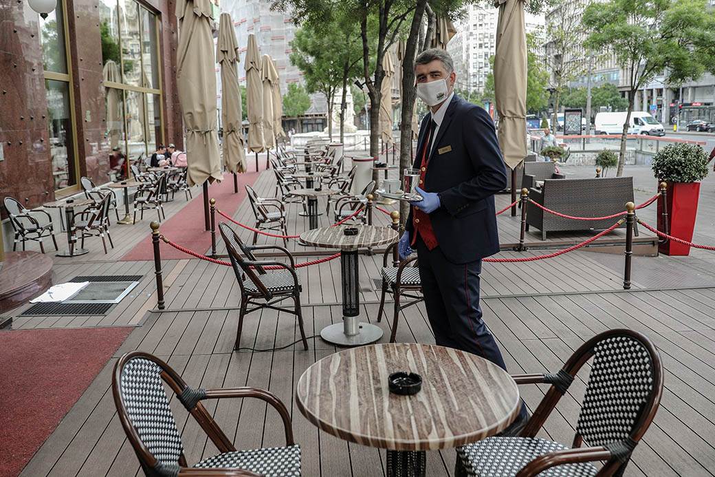 Splavovi počeli da rade, ali od juna većina