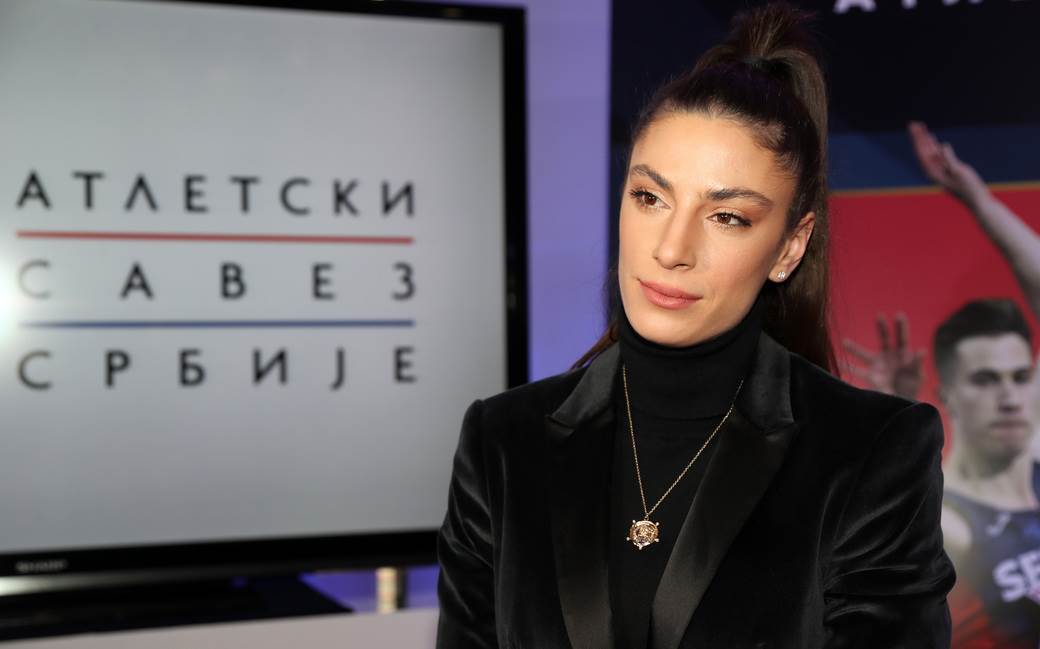 Ivana Španović frizure i tetovaže ispovest majka Vesna Španović