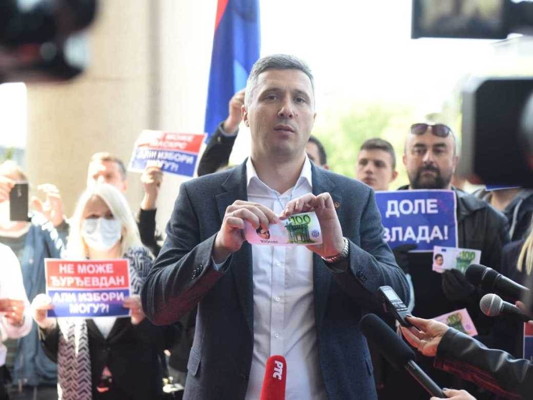 Aleksandar Martinović-štraj glađu-prekid