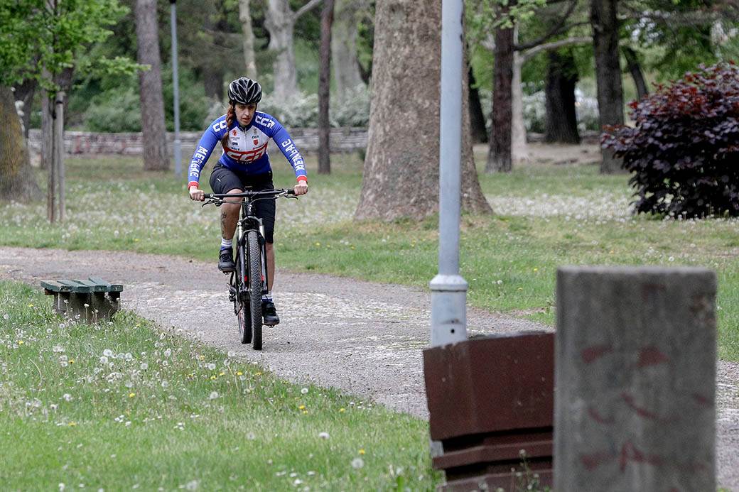 Prvi vikend bez policijskog časa u Beogradu: Roštilj i puna izletišta FOTOGRAFIJE