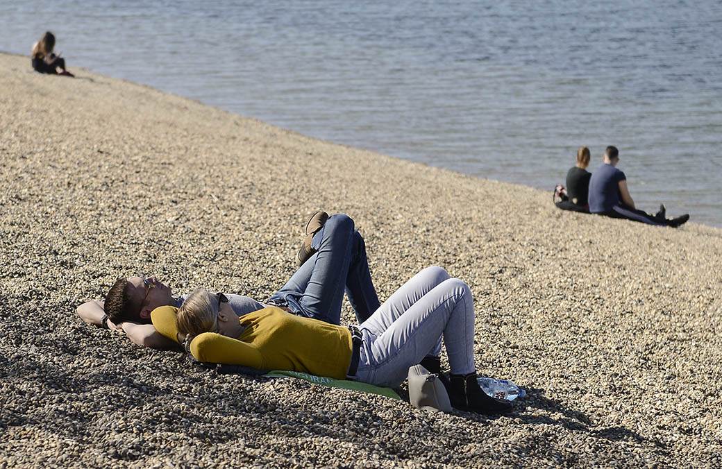 Prvi vikend bez policijskog časa u Beogradu: Roštilj i puna izletišta FOTOGRAFIJE