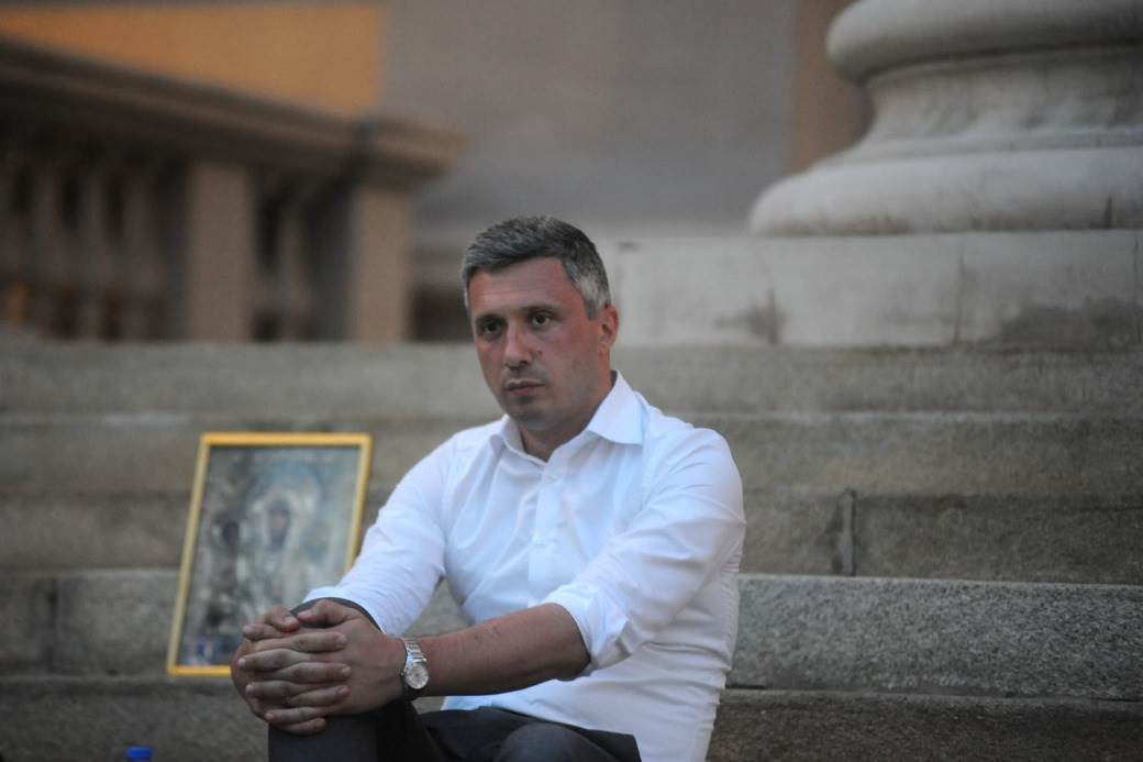 Protesti ispred Skupštine Srbije - štrajk glađu