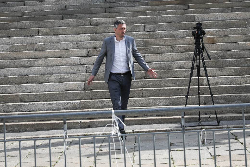 Aleksandar Martinović-štraj glađu-prekid