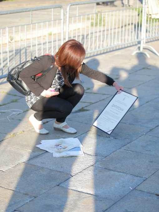 Diplome spalila u centru Beograda