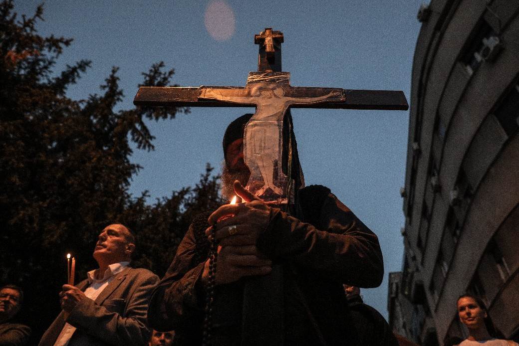 Predrag Kon o vraćanju mera i rastu broja zaraženih