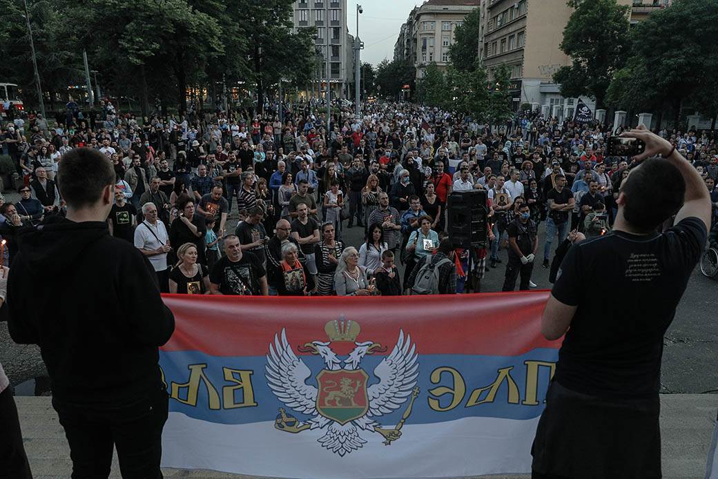 Predrag Kon o vraćanju mera i rastu broja zaraženih