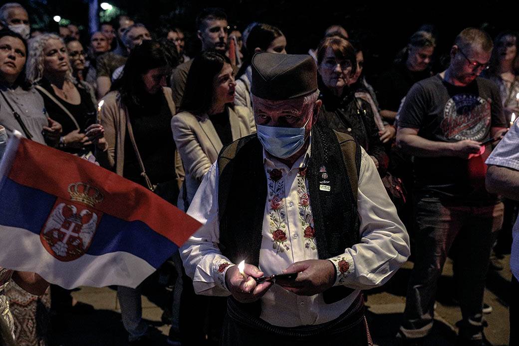 Predrag Kon o vraćanju mera i rastu broja zaraženih