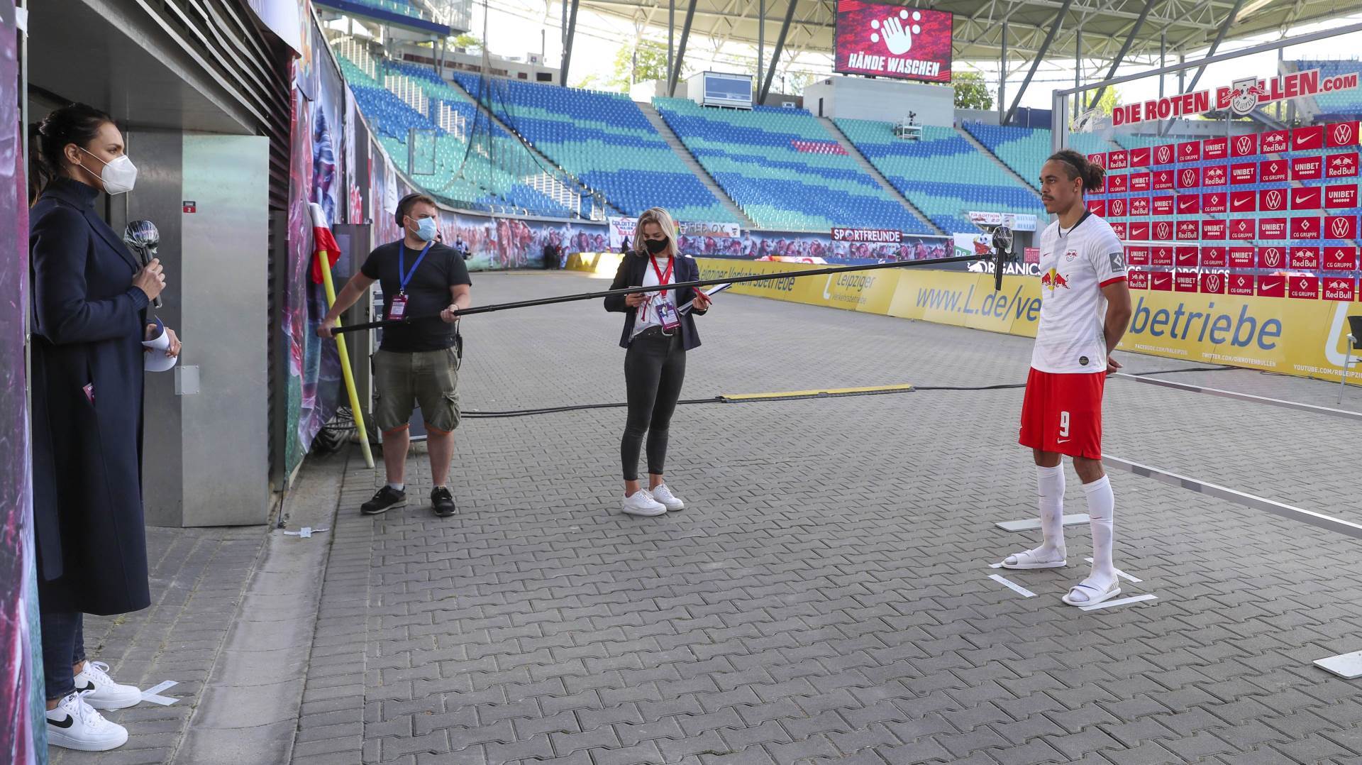Herta Berlin, poljubac Grujić i Bojata FOTO
