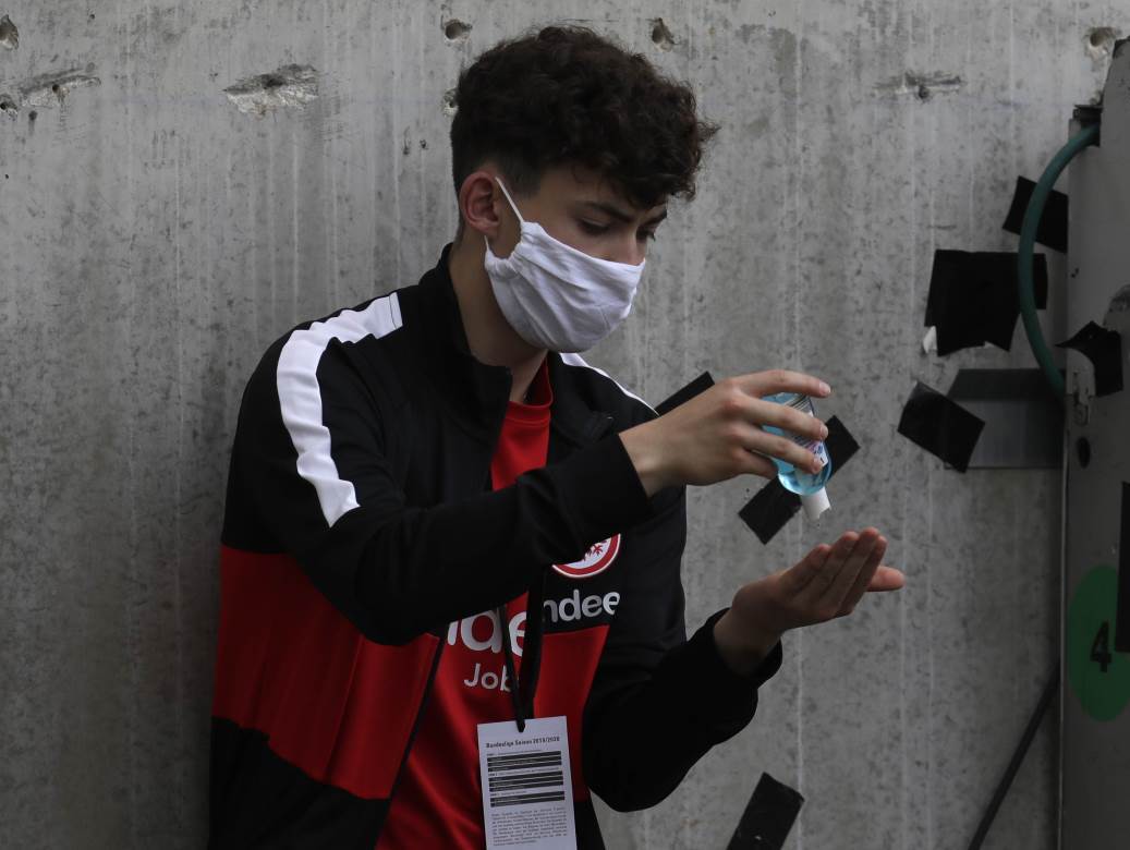 Herta Berlin, poljubac Grujić i Bojata FOTO