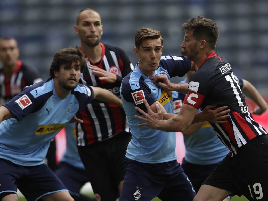 Herta Berlin, poljubac Grujić i Bojata FOTO