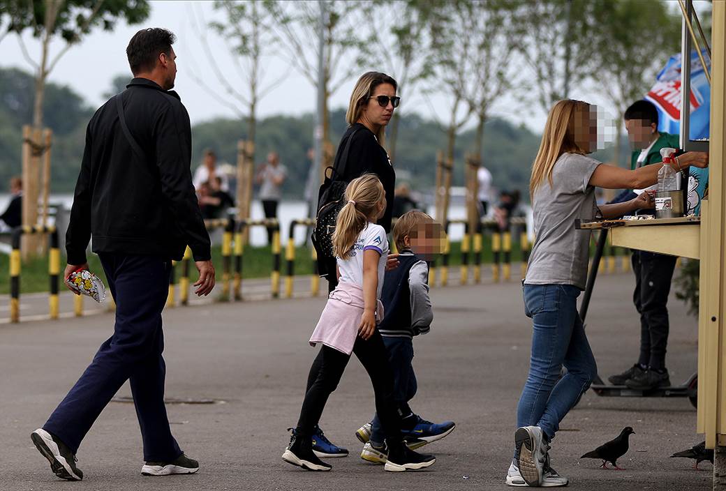 Vladimir Vanja Grbić pogledajte šta je radio na šetalištu 25. maj FOTOGRAFIJE