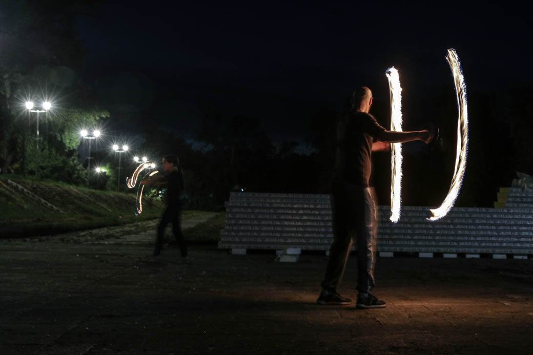 Poi - Ples sa vatrom u Beogradu: Magmus Fire Show FOTOGRAFIJE