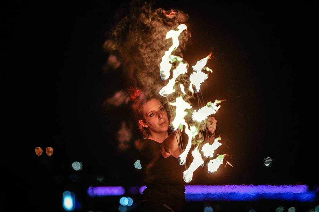 Poi - Ples sa vatrom u Beogradu: Magmus Fire Show FOTOGRAFIJE