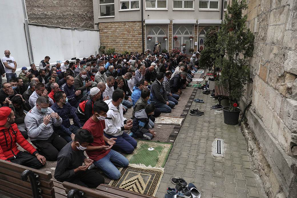 Srbija - Ramazanski bajram -  Muslimani slave jedan od najvećih praznika u Islamu