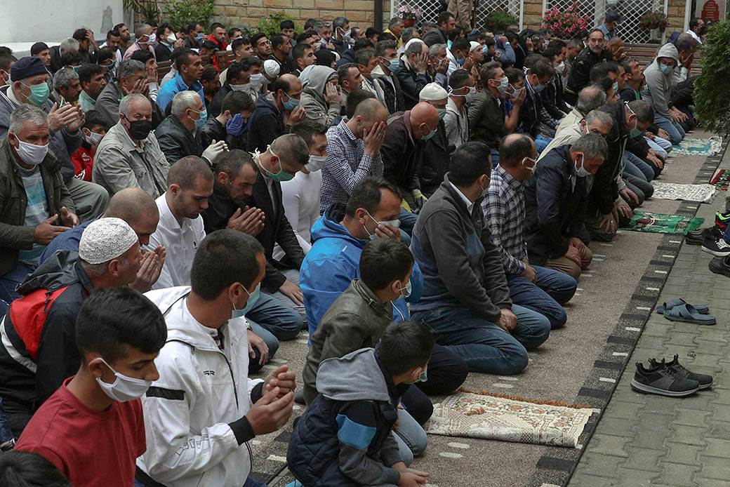 Srbija - Ramazanski bajram -  Muslimani slave jedan od najvećih praznika u Islamu