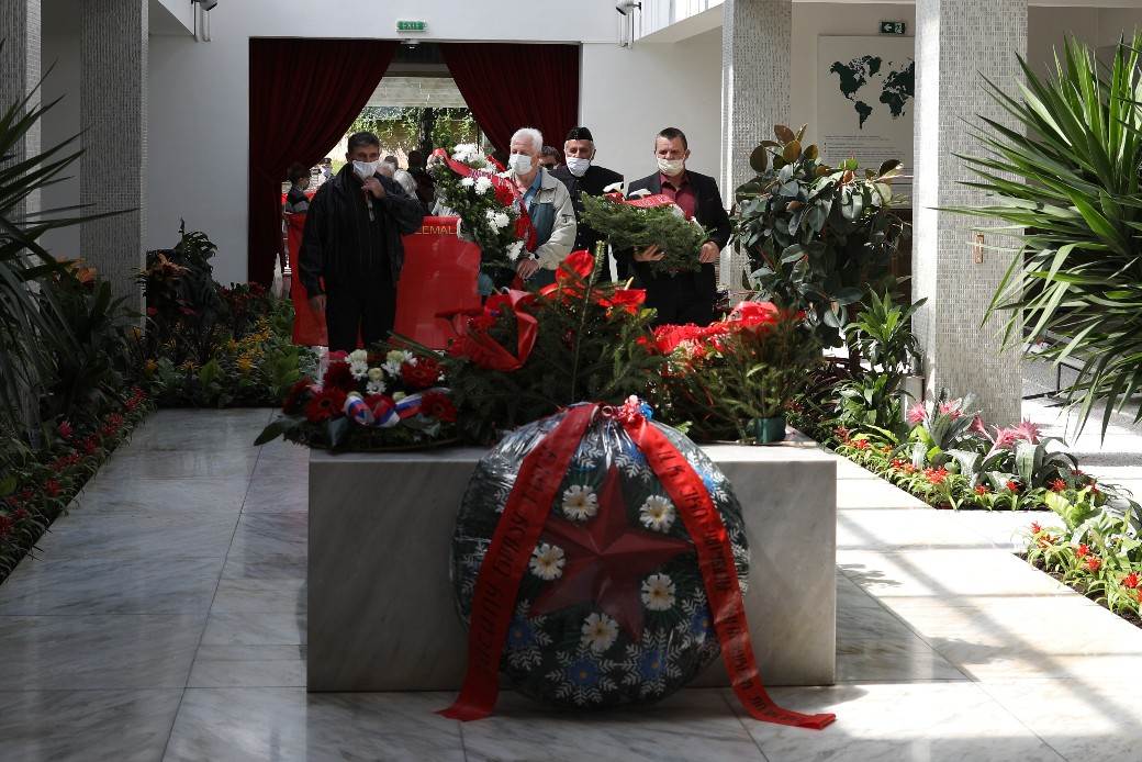 Tito 40 godina od smrti Kuća cveća 