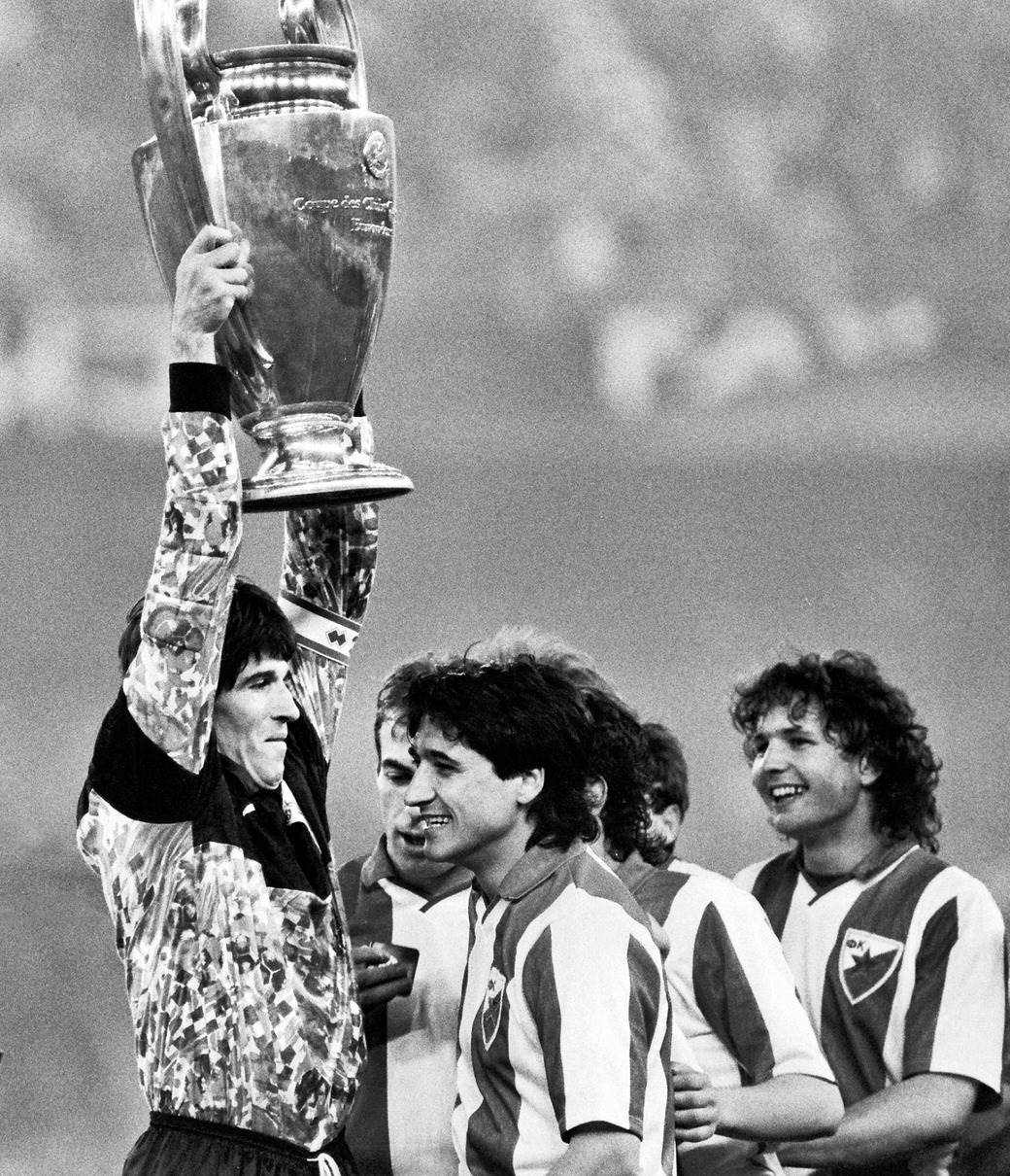 Preminuo Bernar Tapi