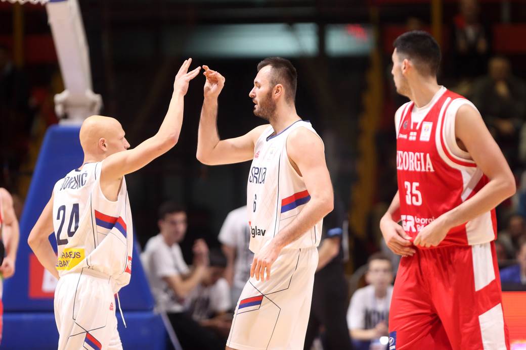 Milan Mačvan, karijera u slikama: FMP, Hemofarm, Amerikanci, Rusi, Partizan, povrede, orlovi...