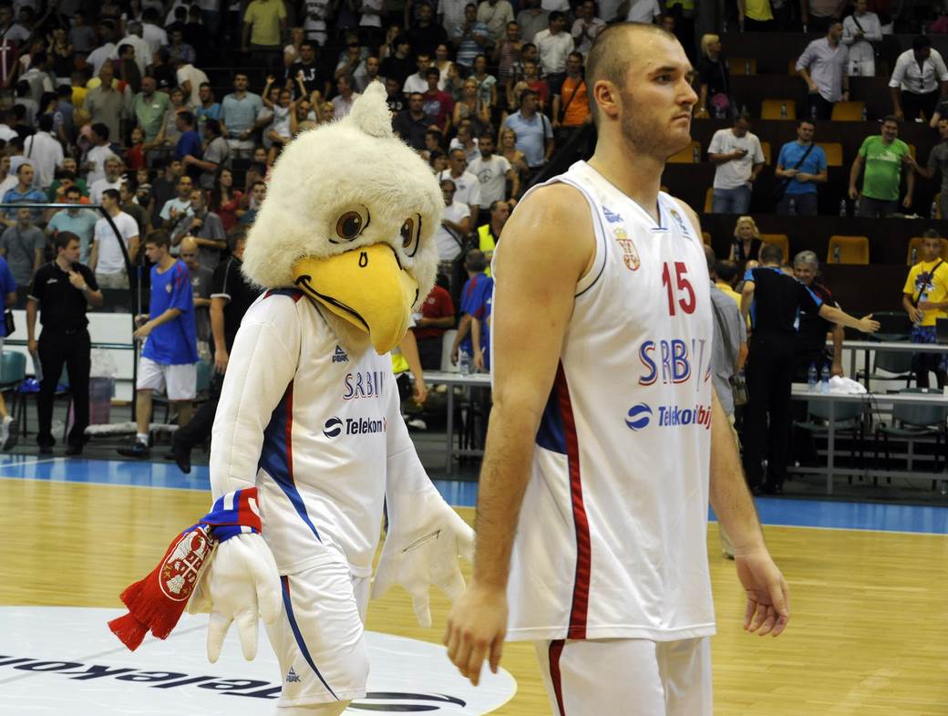 Milan Mačvan, karijera u slikama: FMP, Hemofarm, Amerikanci, Rusi, Partizan, povrede, orlovi...