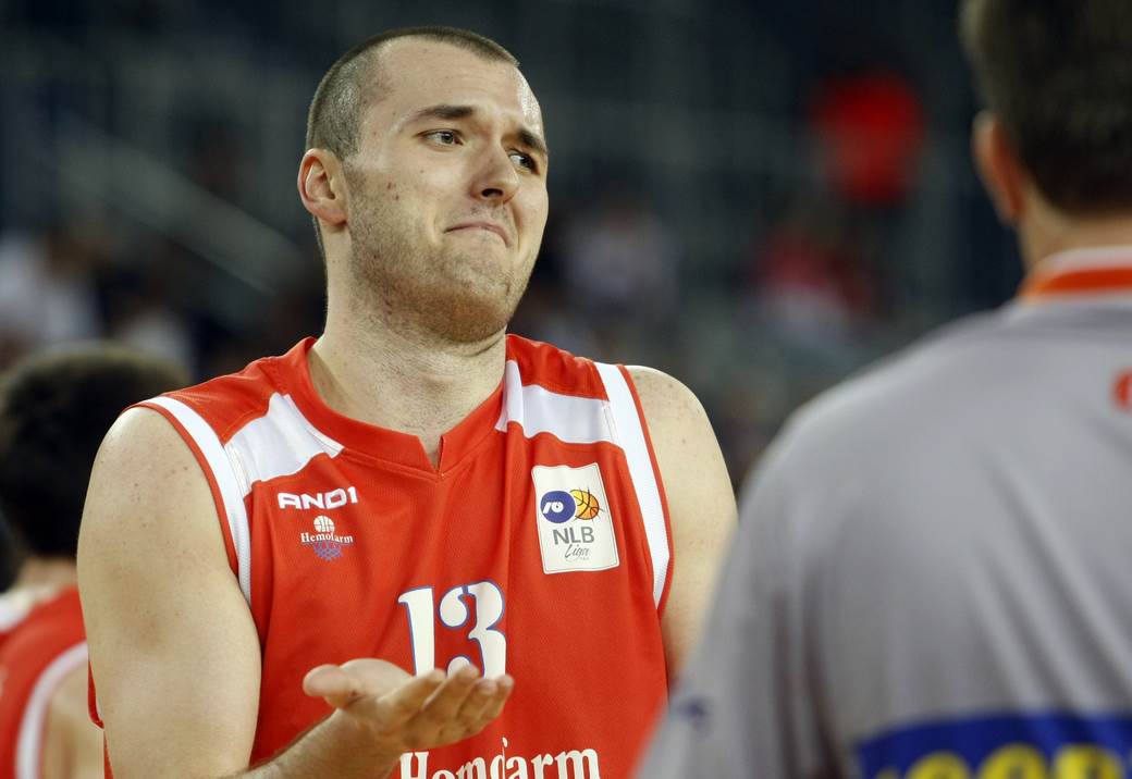 Milan Mačvan, karijera u slikama: FMP, Hemofarm, Amerikanci, Rusi, Partizan, povrede, orlovi...