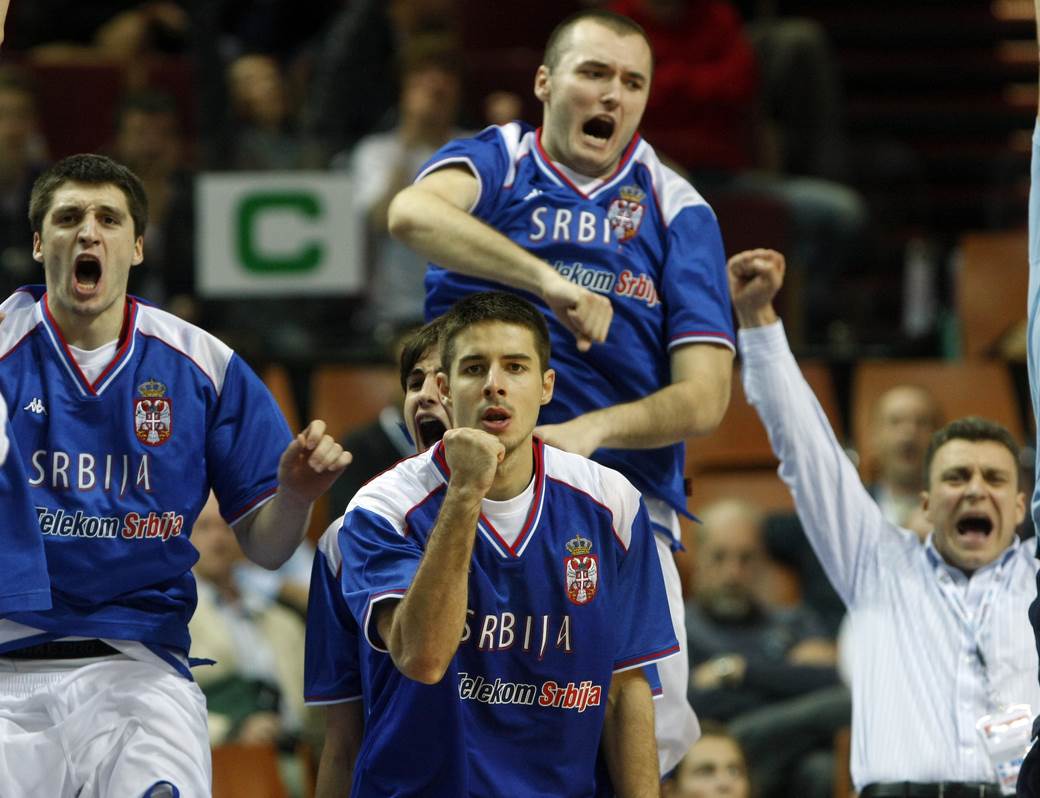 Milan Mačvan, karijera u slikama: FMP, Hemofarm, Amerikanci, Rusi, Partizan, povrede, orlovi...