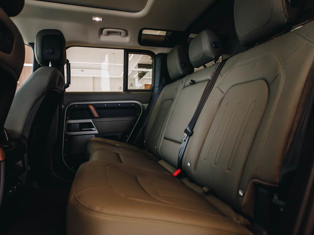 Novi Land Rover Defender