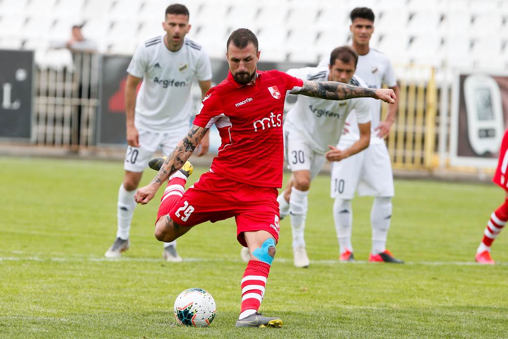 Slobodan Tedić (Čukarički): Pamtiću het-trik protiv Radničkog do kraja života, idemo do Evrope