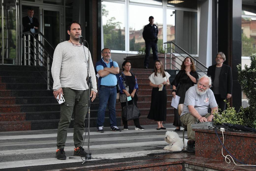 Desanka Maksimović izbačena pa vraćena u lektiru - šta je sve izbačeno iz lektire