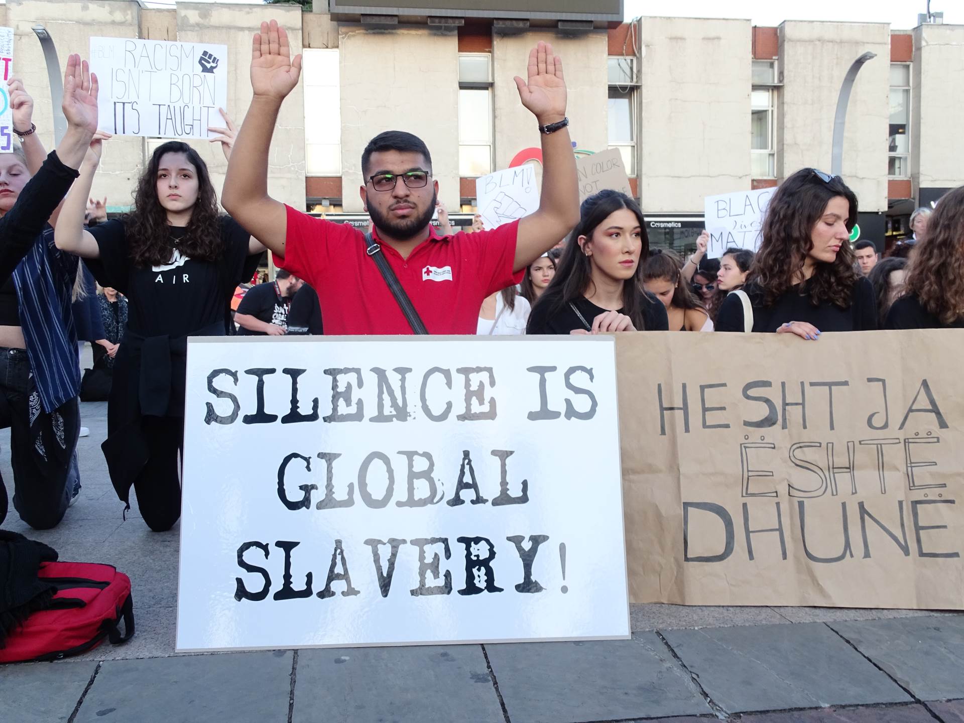 Crna Gora protest u Podgorici protiv rasizma 