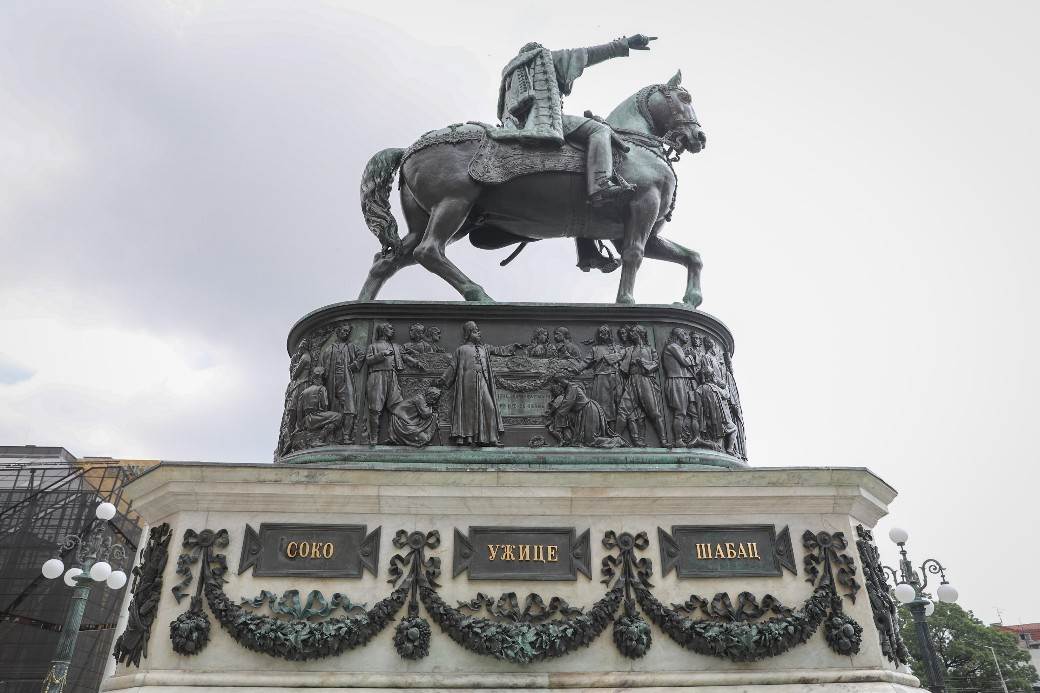 Spomenik knezu Mihailu rekonsturisan