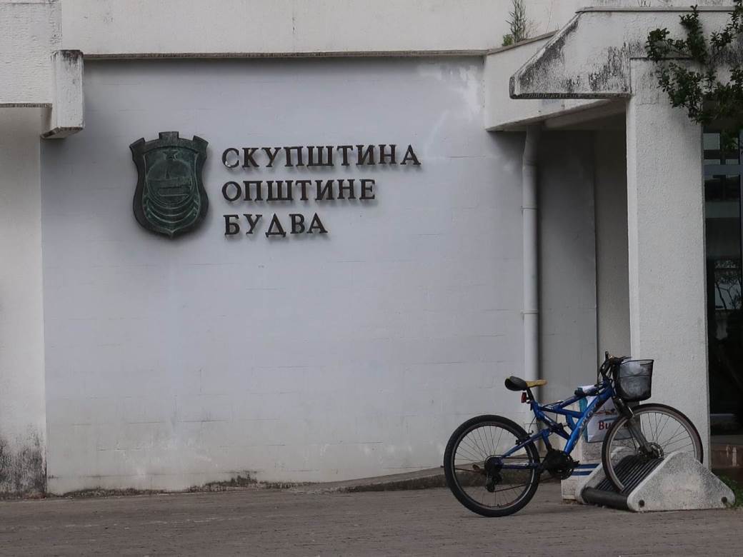 Smena vlasti u Budvu u Budvi smenjena vlast ko vlada u Budvi