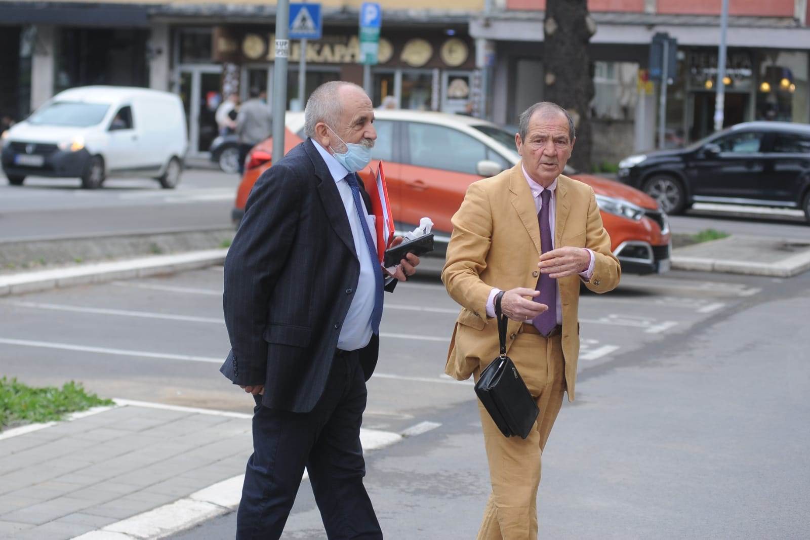 Marijan Ristučević u sudu - napad Obradovića