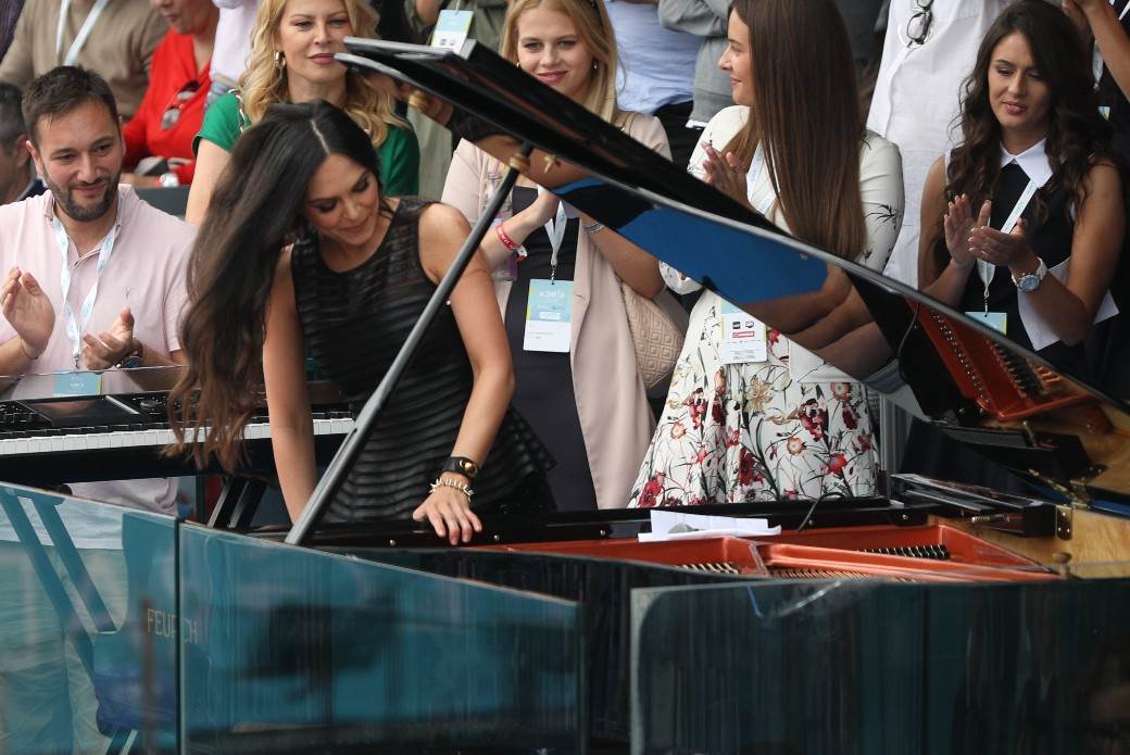 Lola Astanova rezultati testa na korona virus