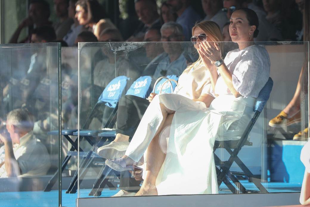 Novak Đoković Hrvati kritikuju Adria tour ugrozili živote jer se nekome udarala loptica korona virus