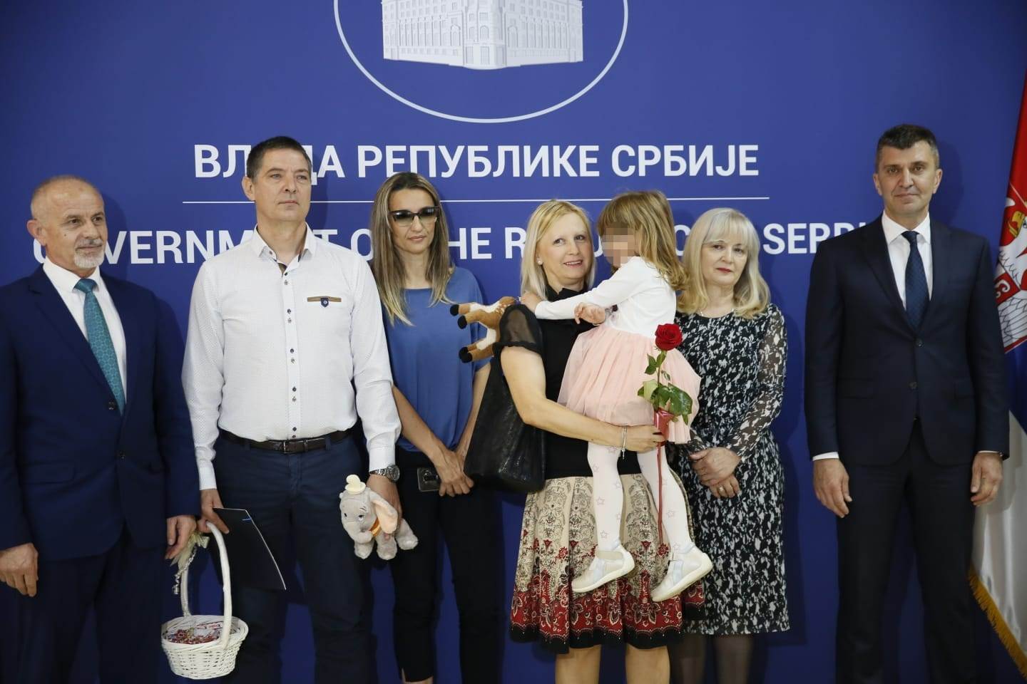 Bračni par Savić-usvojena devojčica-vraćena