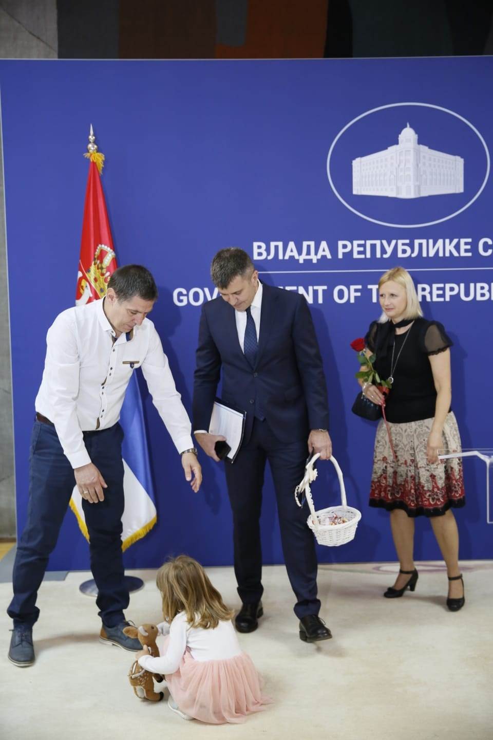 Bračni par Savić-usvojena devojčica-vraćena