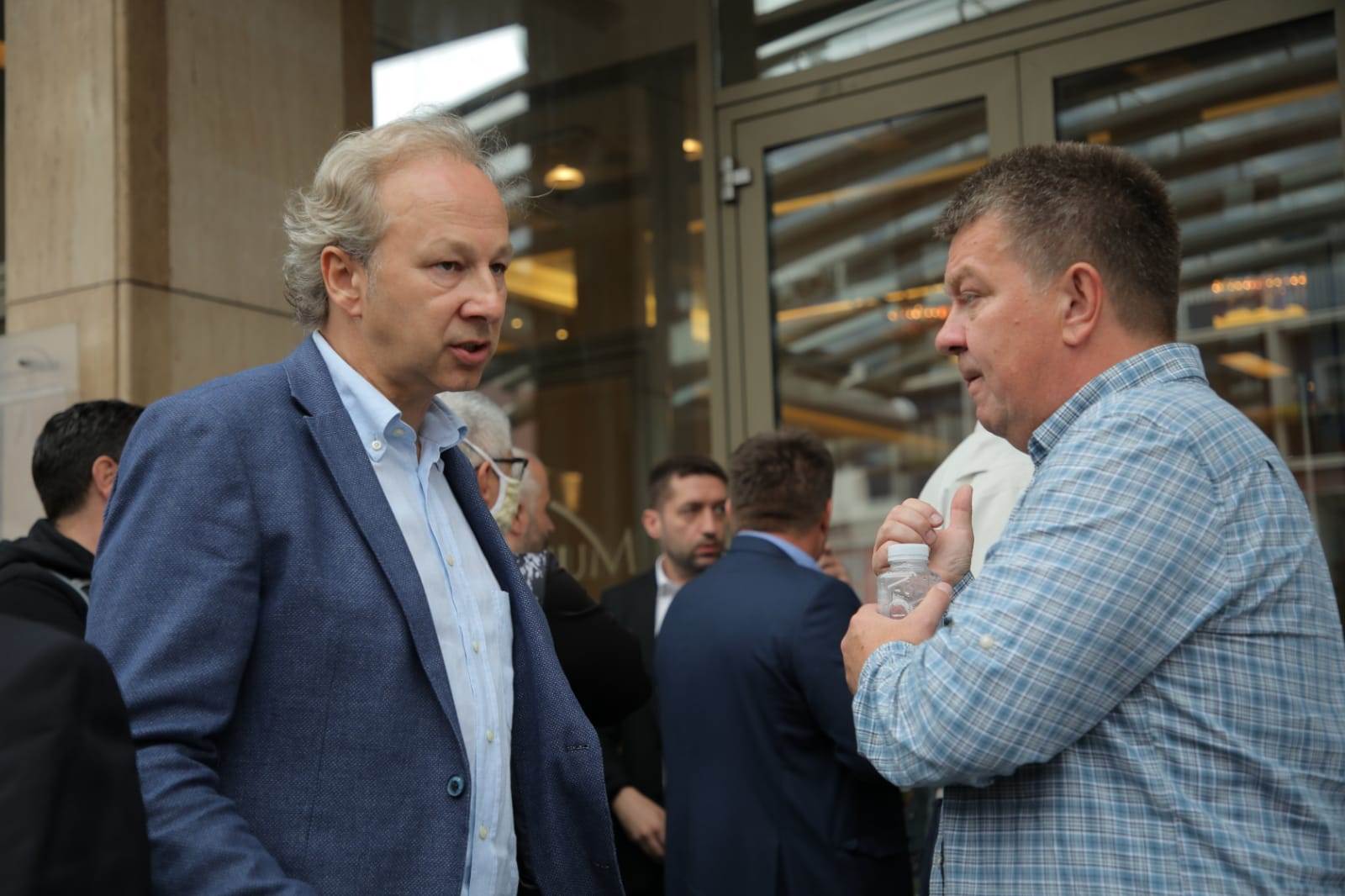 Demokratska stranka-incident-sednica Glavnog odbora