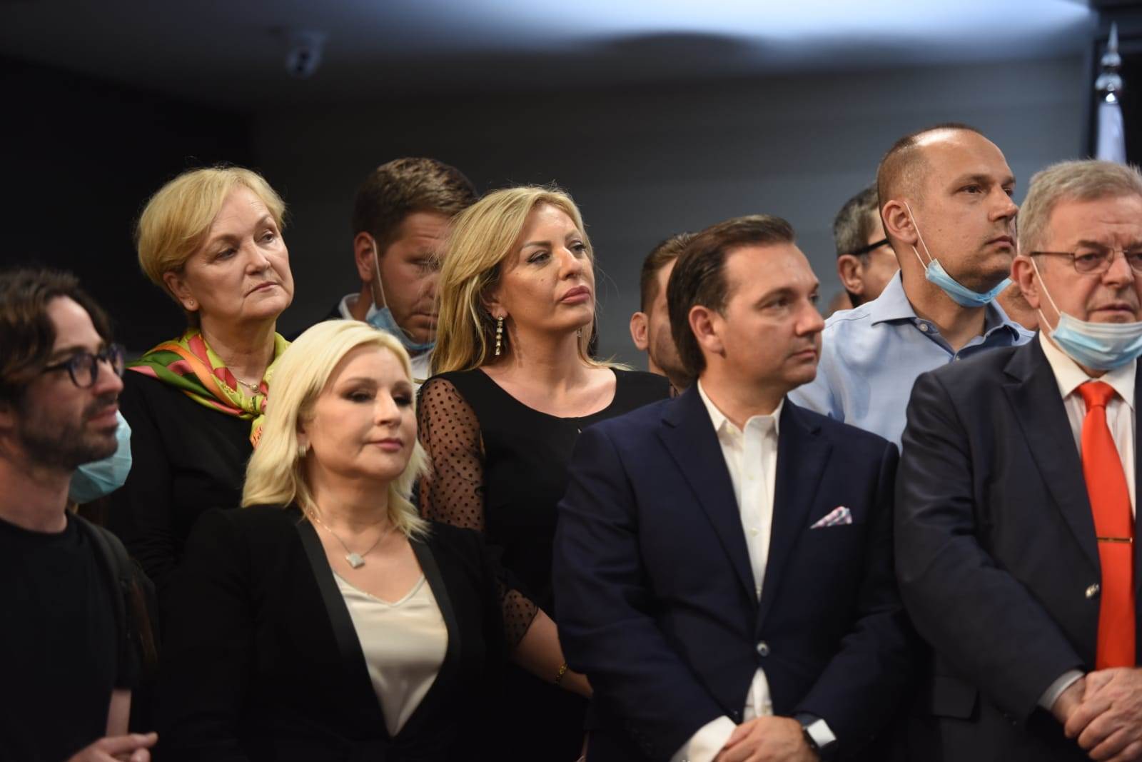 Srpska napredna stranka pobeda na izborima Aleksandar Vučić izjava glasalo dosta žena