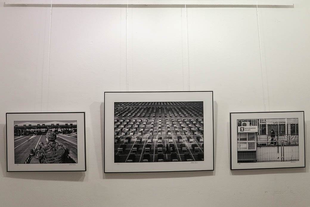 Korona virus Srbija: FOTOGRAFIJE! Goran Sivački - Još uvek si napolju izložba