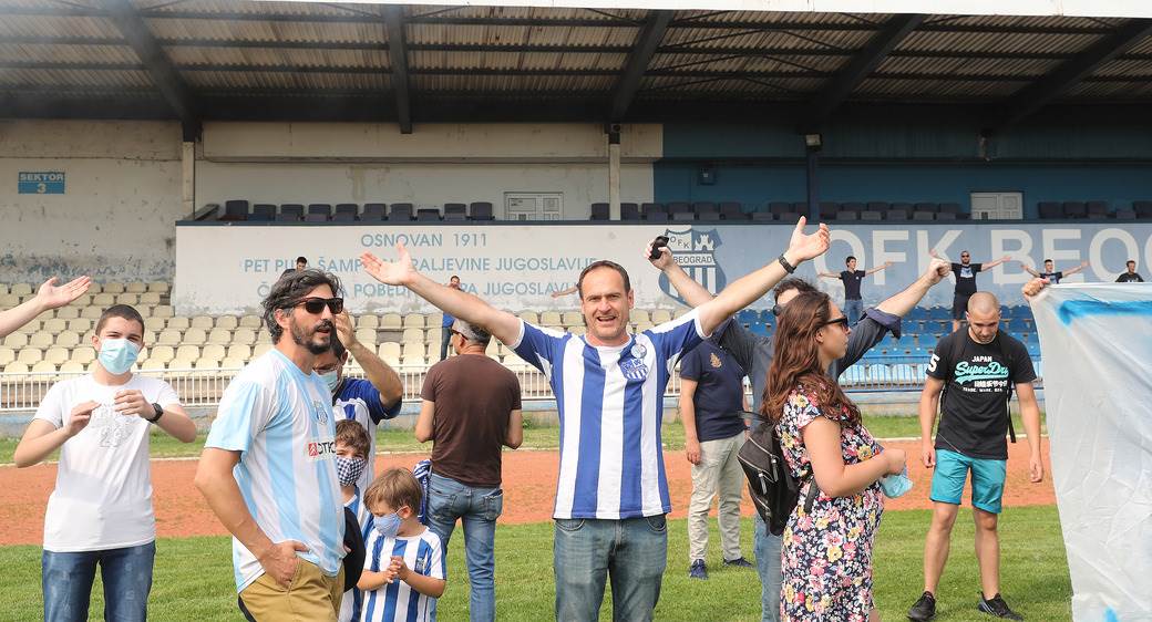 Ilija Petković navijači OFK Beograda bakljada