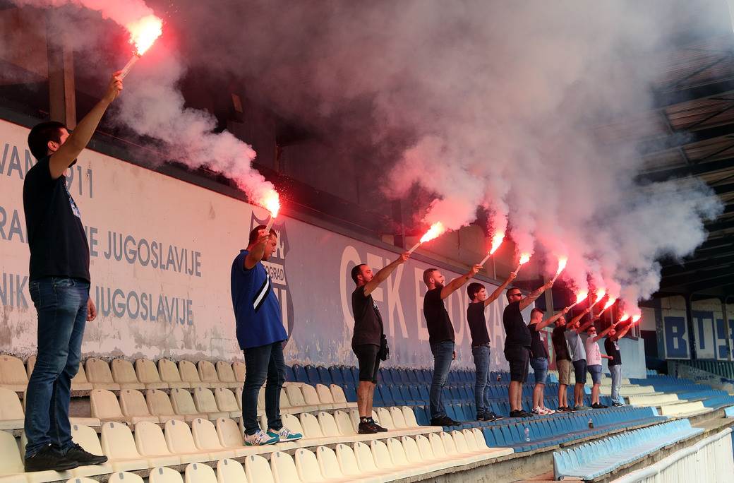 Ilija Petković navijači OFK Beograda bakljada