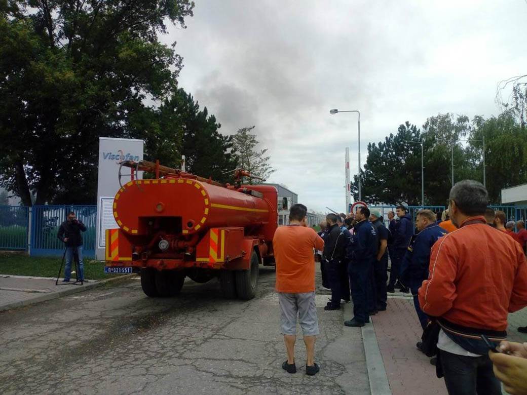 Požar u Novom Sadu - fabrika Koteks