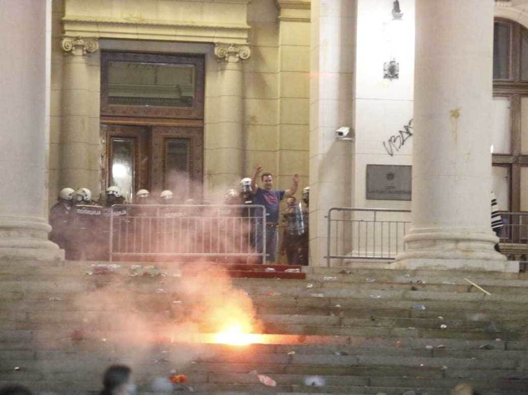 Protesti-sukob-policija-demonstranti najnovije vesti