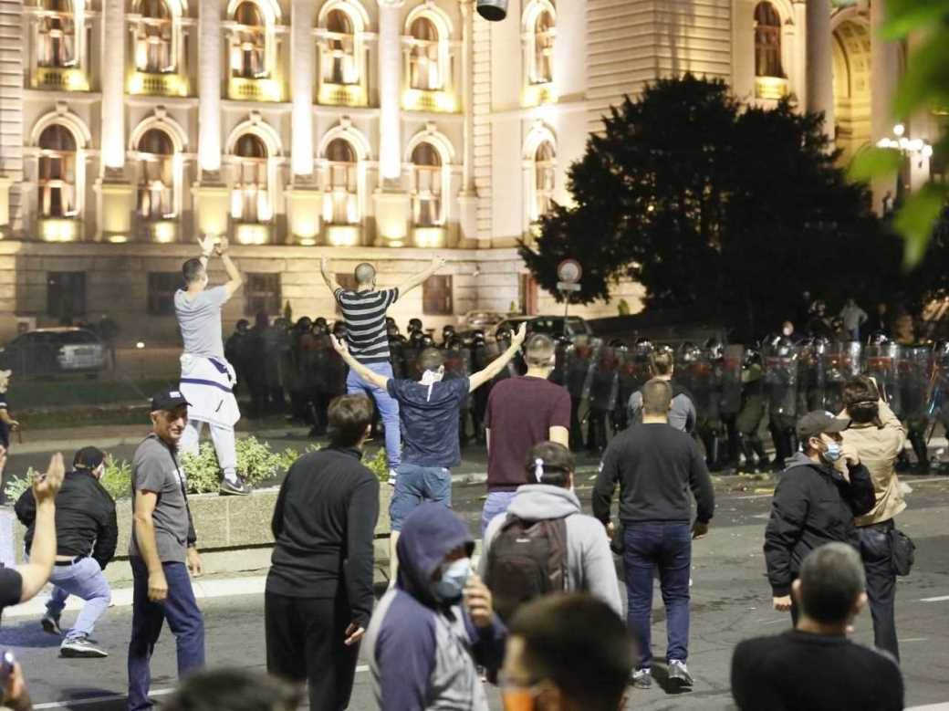 Protesti-sukob-policija-demonstranti najnovije vesti