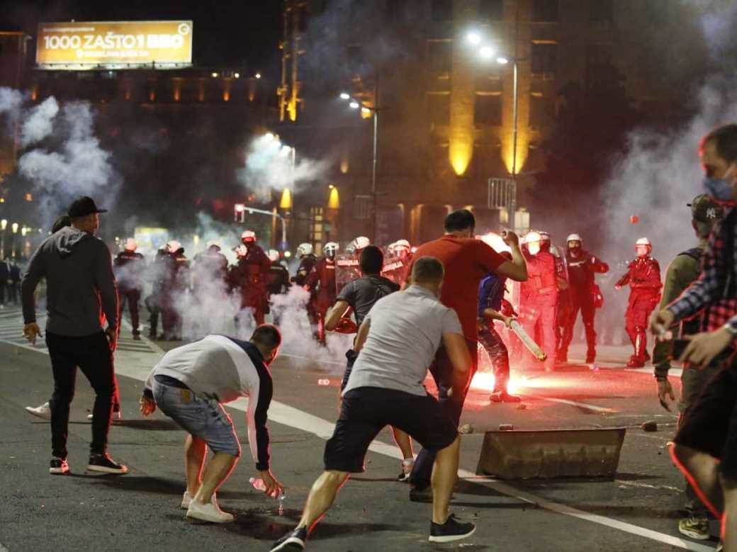 Protesti-sukob-policija-demonstranti najnovije vesti