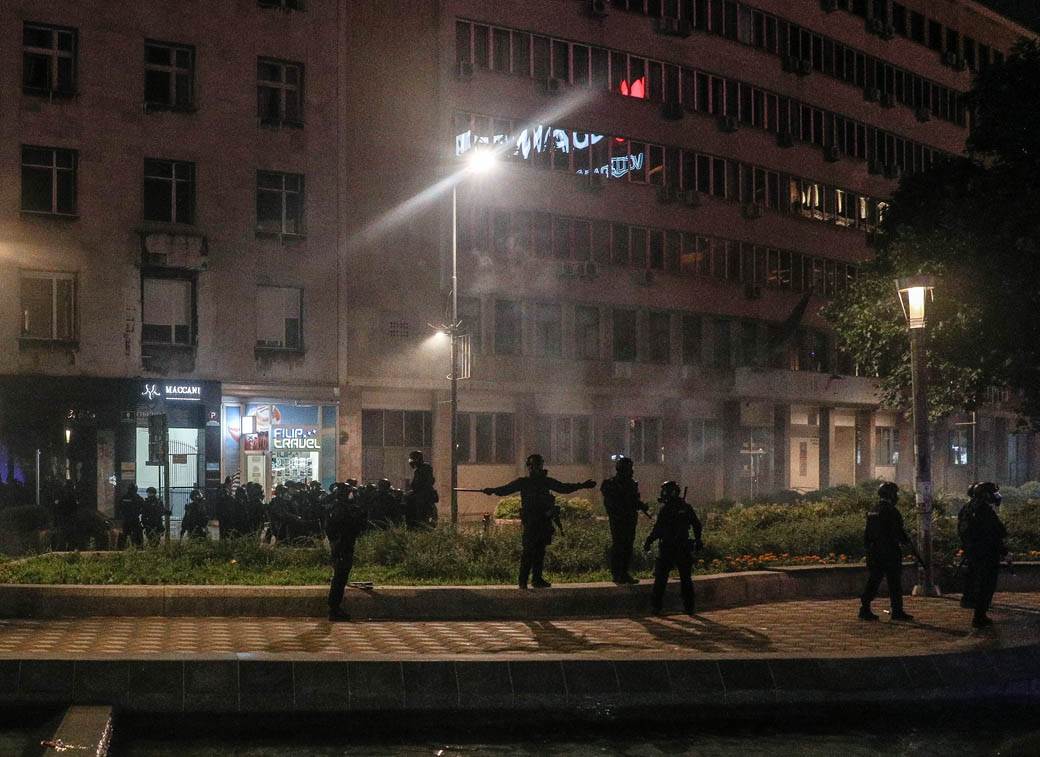  Vučić o demonstracijama i neredima u Beogradu - uplivi stranih službi