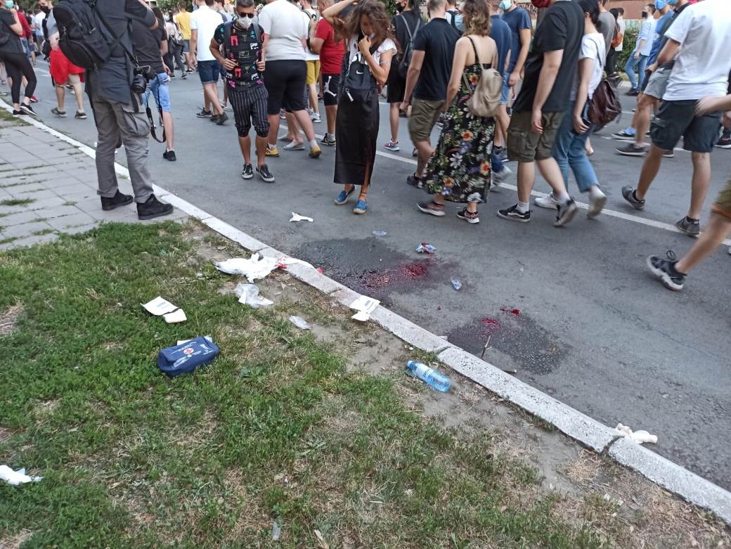 Novi Sad protesti krivična prijava napad ekipa RTS