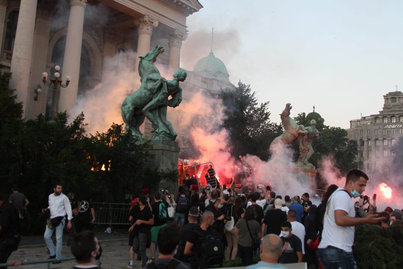 sud protest hapšenje pritvor oslobođeni
