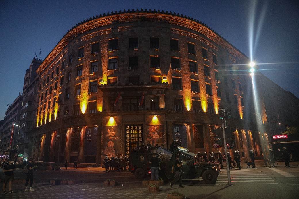 Neredi u Beogradu GLAVNA VEST i u regionu: Hrvati kažu OVO! (FOTO )